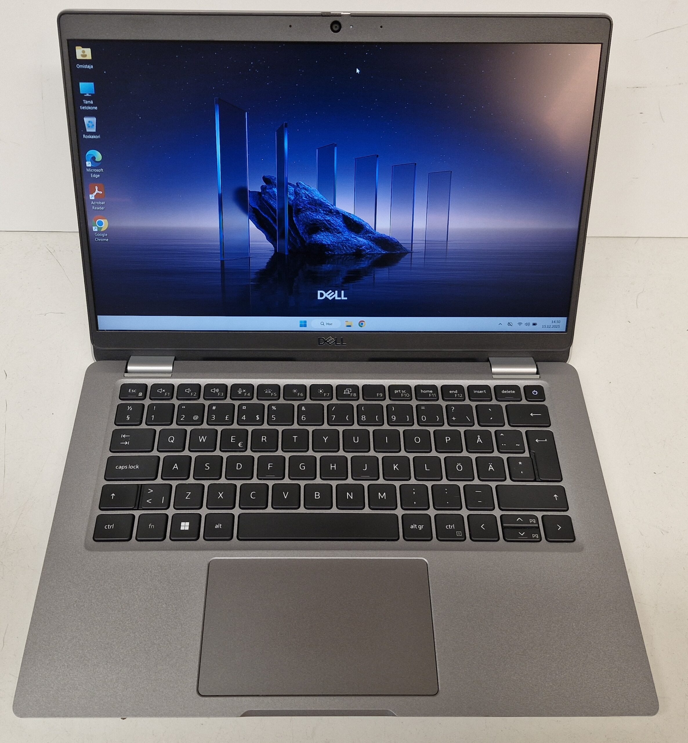 Dell Latitude 5330 - 13.3" FHD i3-1215U/16GB/256GB/Win11 Pro - B