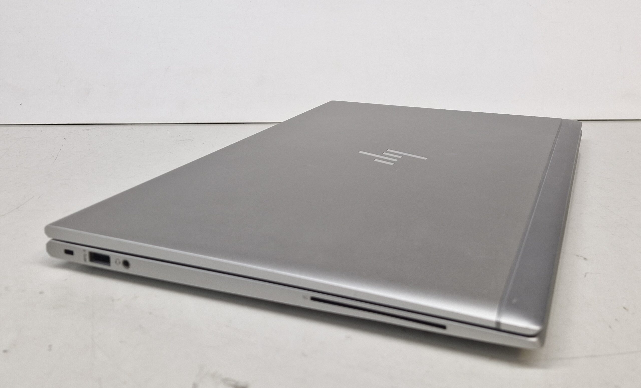 HP EliteBook 850 G8 15,6" Full HD i5-1135G7/8GB/256GB - A - Image 2